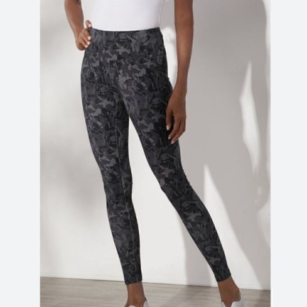Soft Surroundings Must Have Gray Abstract Leggings